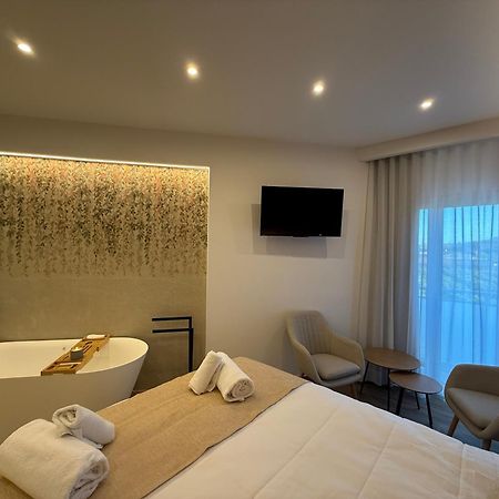 Hotel Siskets Torrente de Cinca Ngoại thất bức ảnh