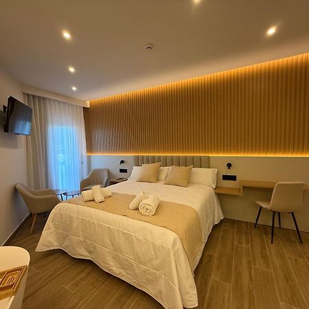 Hotel Siskets Torrente de Cinca Ngoại thất bức ảnh